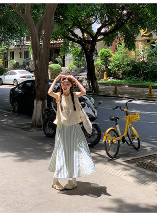 sleeveless casual shirt