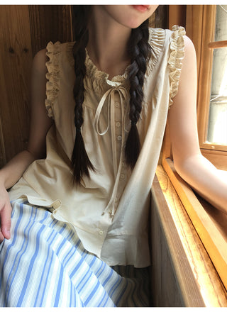 sleeveless casual shirt
