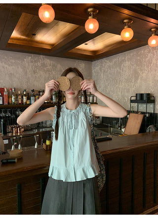 sleeveless casual shirt