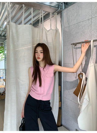 pocket sleeveless top