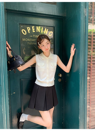 pocket sleeveless top