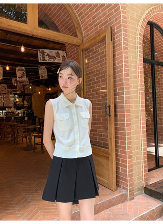 pocket sleeveless top