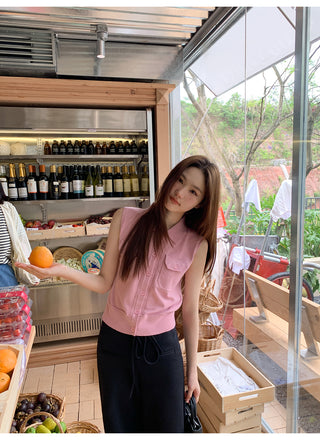 pocket sleeveless top