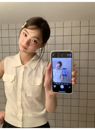 pocket sleeveless top
