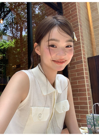 pocket sleeveless top