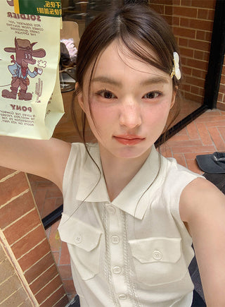 pocket sleeveless top