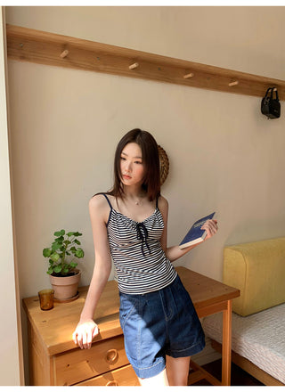 dark denim shorts 01