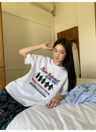 penguin print tee