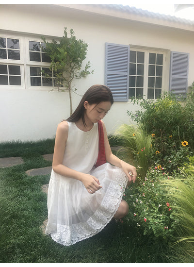 round lace dress