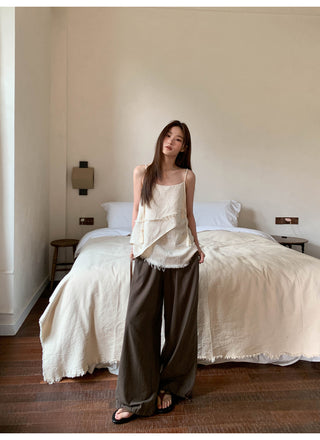 loose drooping pants