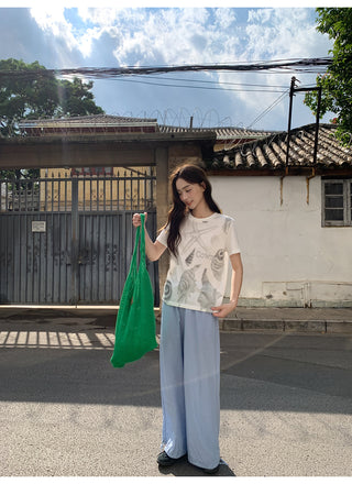 loose drooping pants
