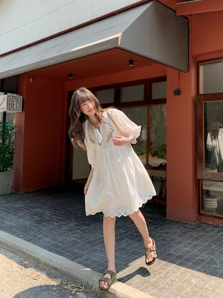 mori lace dress