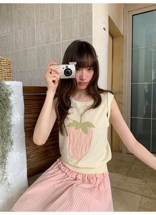 strawberry knit Top