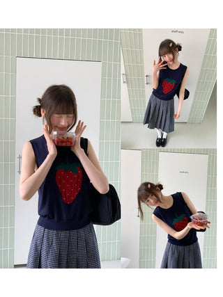strawberry knit Top