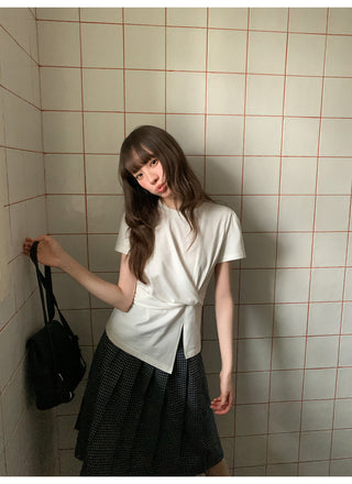 white slim Top