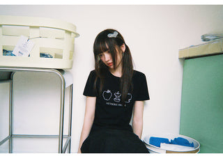round shoulder Top