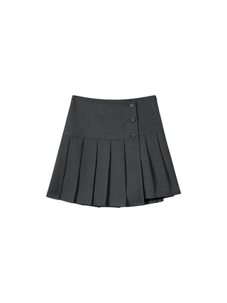 gray pleated skirt