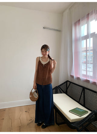 dark cropped jeans