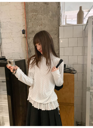 polka dot shirt