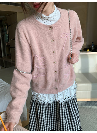 polka dot shirt