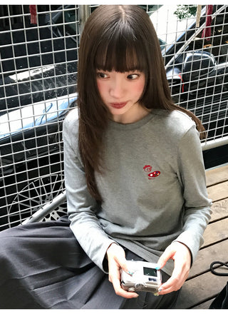bear embroidery Tops