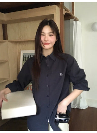 embroidered lapel shirt