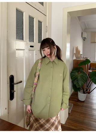 embroidered lapel shirt