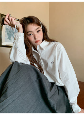 embroidered lapel shirt