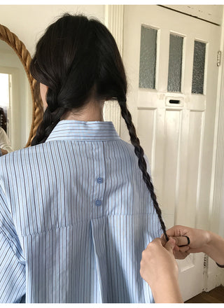 letter striped shirt