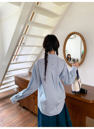 letter striped shirt