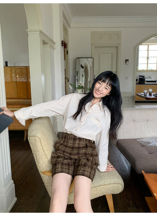 letter striped shirt