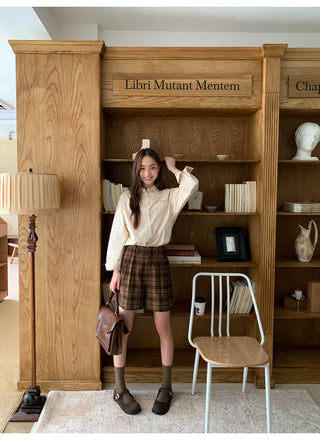 letter striped shirt