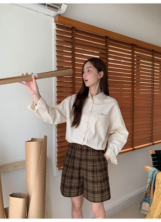 letter striped shirt