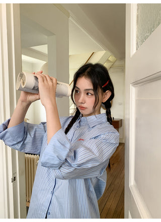 letter striped shirt