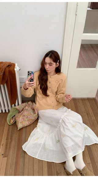 embroidered split skirt