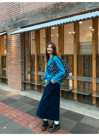 curved pocket skirt