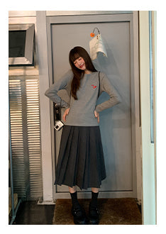 gradient pleated skirt