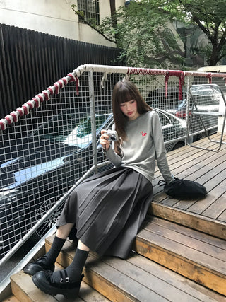 gradient pleated skirt