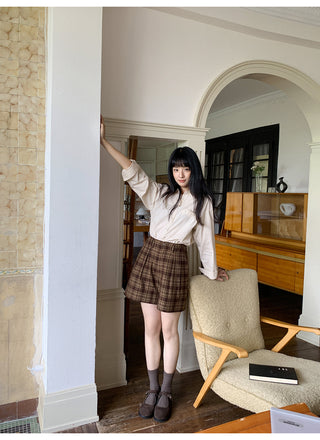 pleated plaid shorts