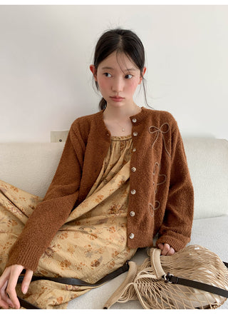 yarn line cardigan