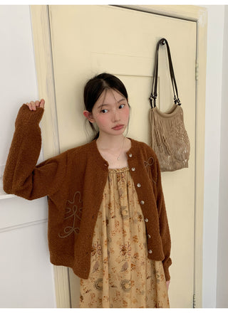 yarn line cardigan