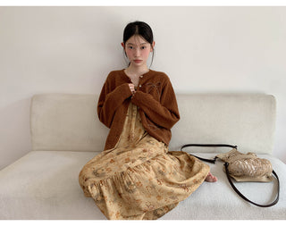 yarn line cardigan