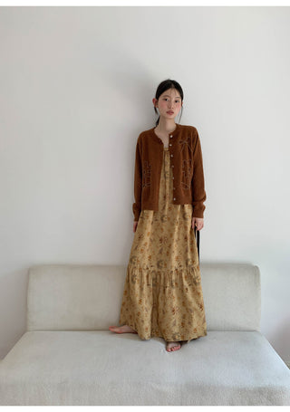 yarn line cardigan