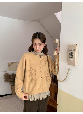yarn line cardigan