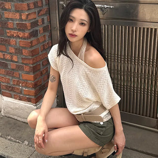 HEO Lace Punching Halter Neck One Off-Shoulder Short Sleeve T-Shirt