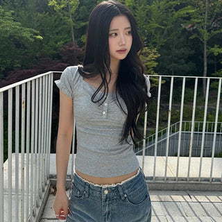 Evo Lace V-Neck Short Sleeve T-Shirt