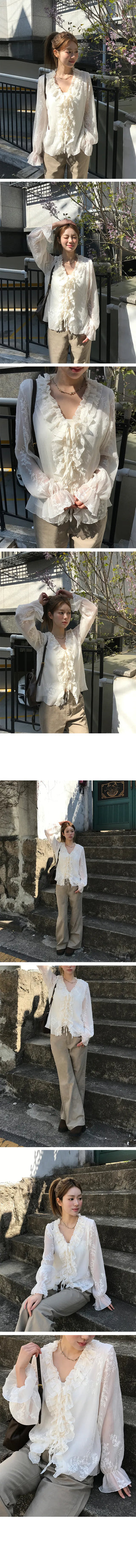 Risen Chiffon Frill Blouse