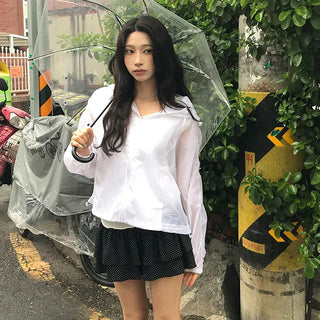 Clover Light Hooded Windbreaker