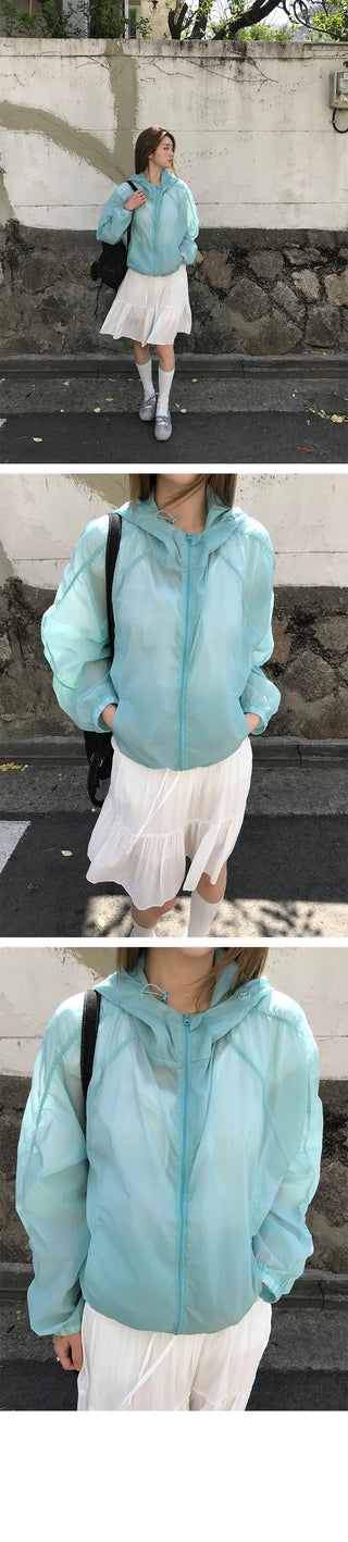 Clover Light Hooded Windbreaker