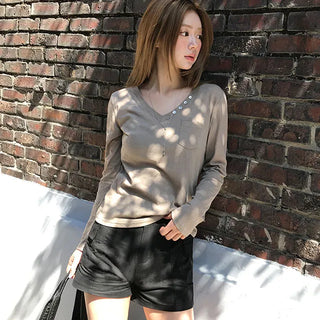 Marmo Button Pocket V-Neck Long Sleeve T-Shirt